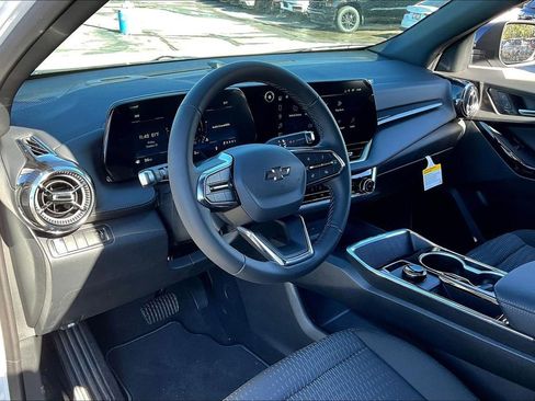 New 2026 Chevrolet Equinox LT image 6