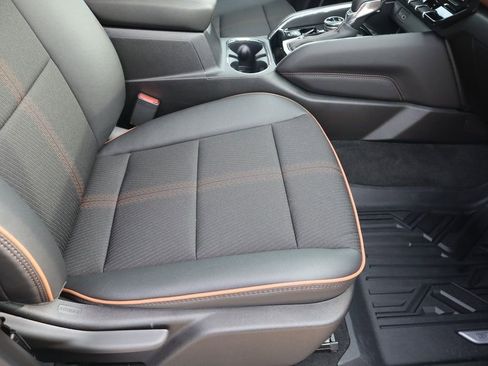 New 2026 GMC Canyon AT4 AWD/4WD image 14