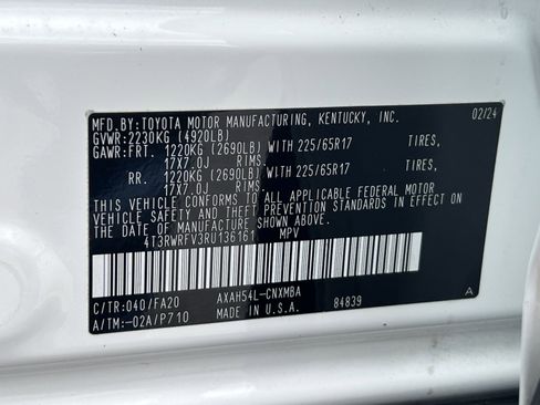 Used 2024 Toyota RAV4 XLE w/ Convenience Package AWD/4WD image 30
