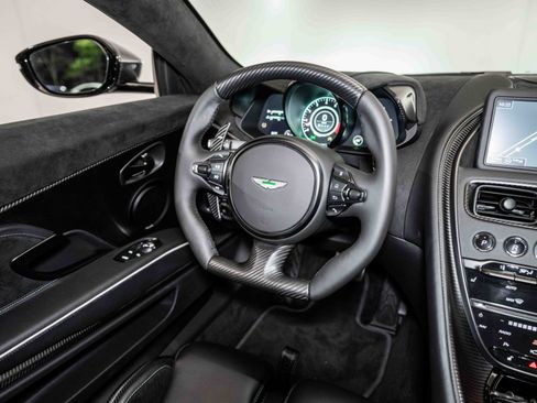 Used 2023 Aston Martin DBS Coupe RWD image 19