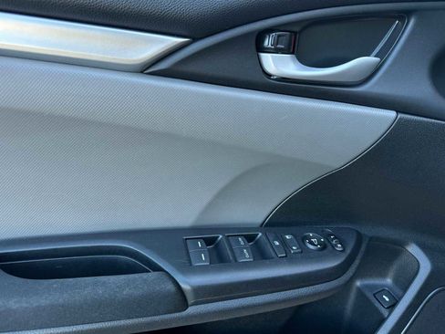 Used 2020 Honda Civic LX image 11