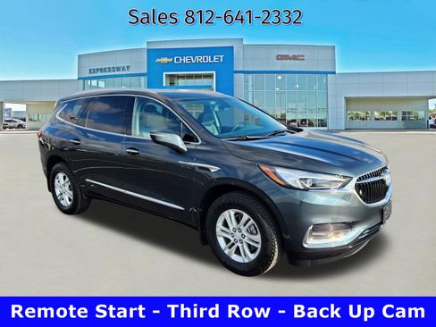 Used 2020 Buick Enclave Essence image 1