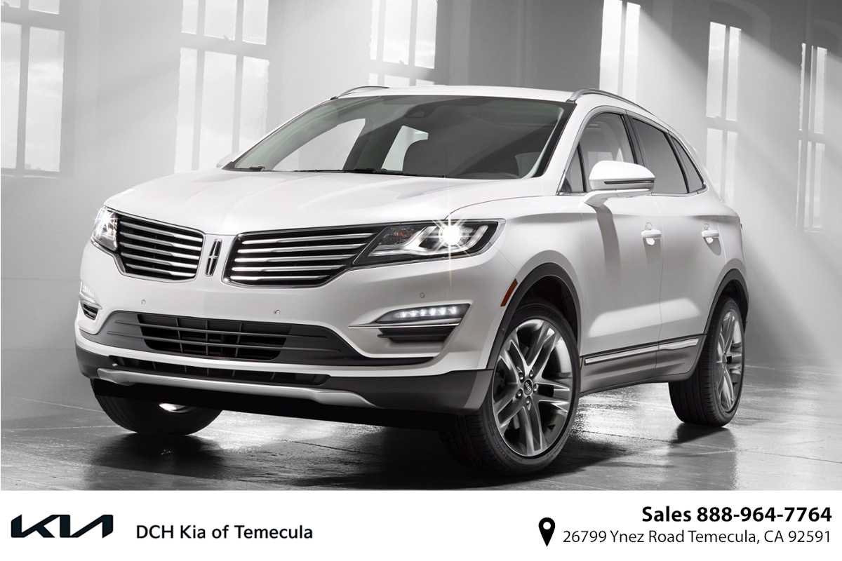 Used 2017 Lincoln MKC Premiere FWD image 1