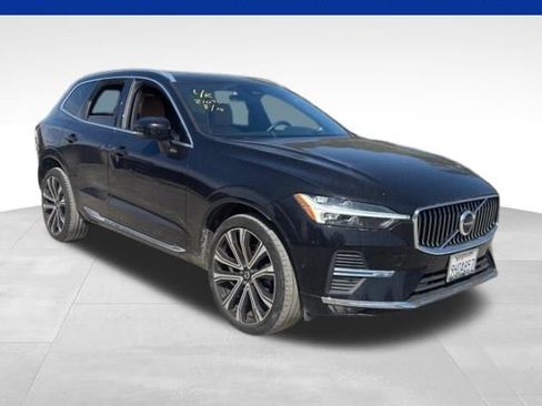Used 2023 Volvo XC60 B5 Ultimate w/ Protection Package Premier FWD image 2