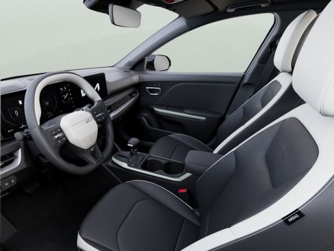 New 2026 Kia K4 EX FWD image 13