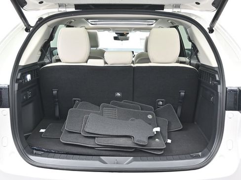 Used 2025 MAZDA CX-90 Plug-In Hybrid w/Premium Sport AWD/4WD image 17