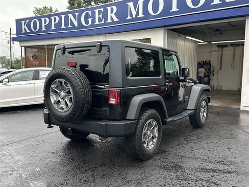 Used 2016 Jeep Wrangler Sport w/ Quick Order Package 24S AWD/4WD image 3