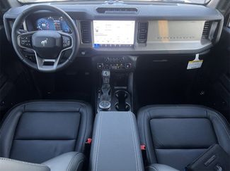 New 2025 Ford Bronco Outer Banks w/ Sasquatch Package video 2