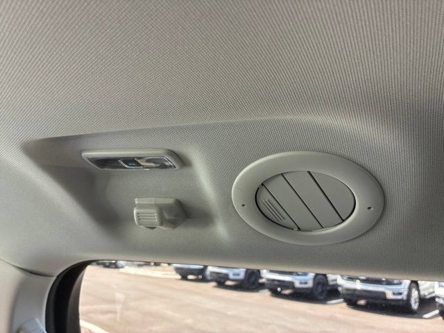Used 2025 Ford Explorer Active w/ Active Comfort Package RWD image 26