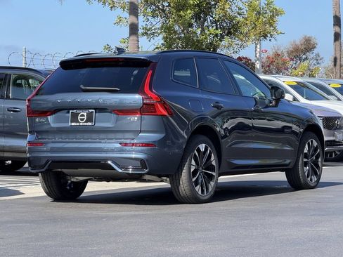New 2026 Volvo XC60 T8 Plus w/ Protection Package Premier AWD/4WD image 5