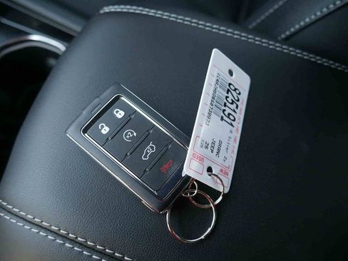 New 2025 Jeep Grand Cherokee Limited image 35