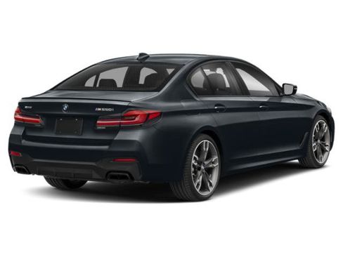 Used 2021 BMW M550i xDrive w/ Executive Package AWD/4WD image 2