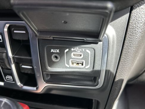 New 2025 Jeep Wrangler Sport S image 29