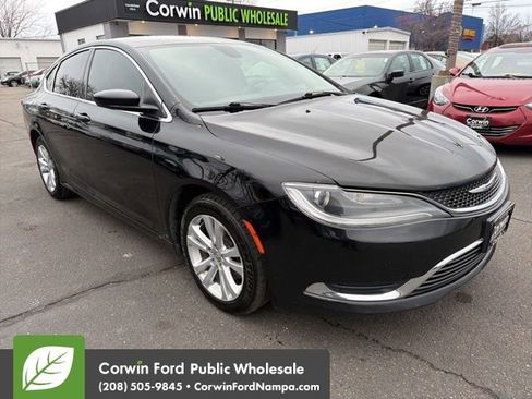 Used 2015 Chrysler 200 Limited image 3