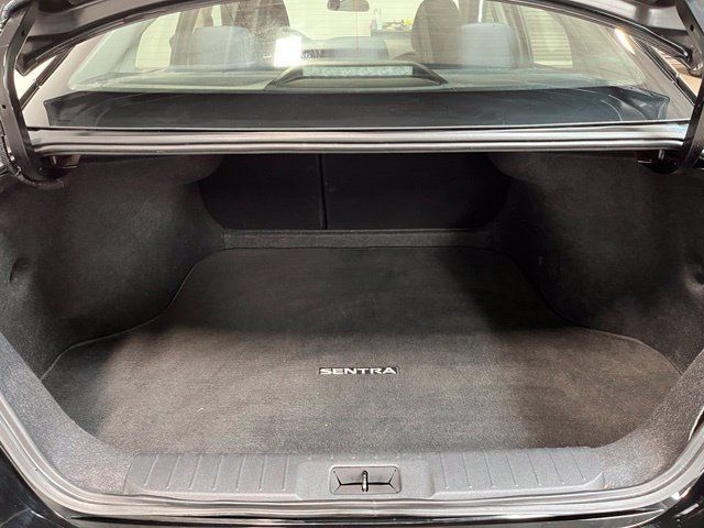 Used 2025 Nissan Sentra SV FWD image 14