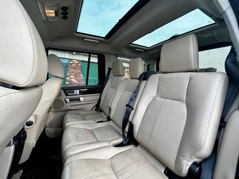 Used 2016 Land Rover LR4 HSE Silver Edition image 18