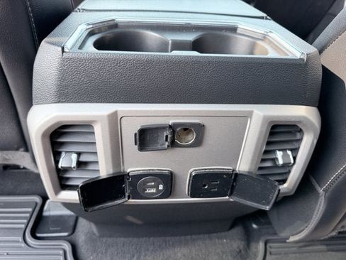Used 2020 Ford F350 Lariat w/ Lariat Ultimate Package AWD/4WD image 13