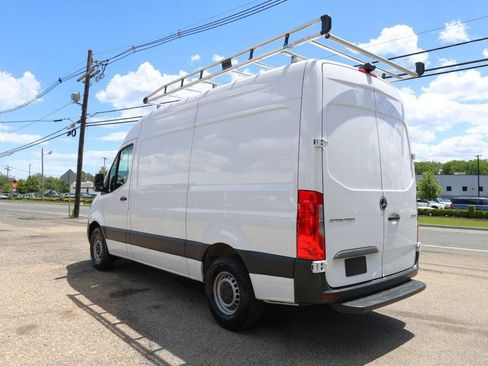 Used 2023 Mercedes-Benz Sprinter 2500 image 3
