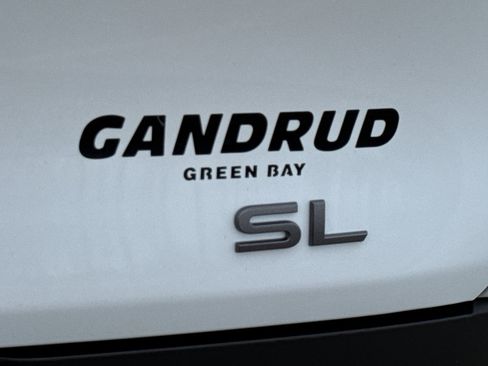 New 2026 Nissan Murano SL image 9