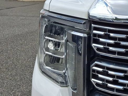 Used 2020 GMC Sierra 2500 Denali w/ LPO, GMC Protection Package AWD/4WD image 30