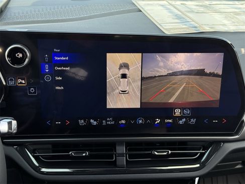 New 2026 Chevrolet Equinox EV RS image 13