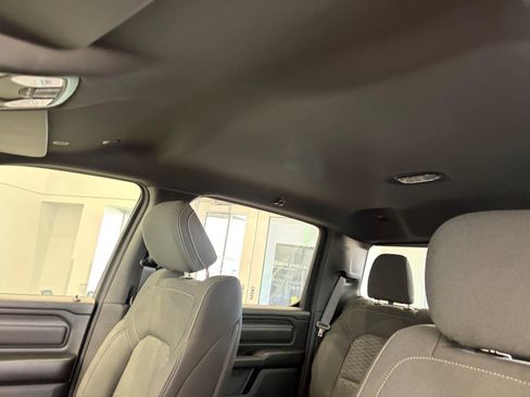 New 2026 RAM 1500 Express AWD/4WD image 33