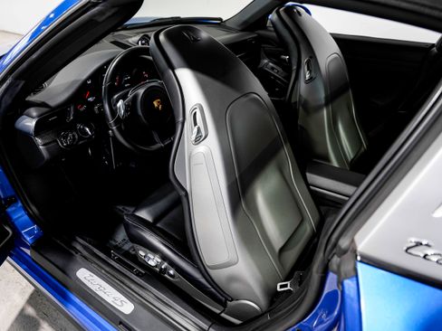 Used 2016 Porsche 911 Targa 4S image 22