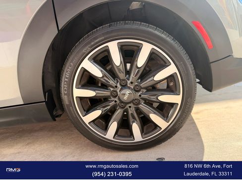 Used 2022 MINI Cooper S w/ Premium Package image 10