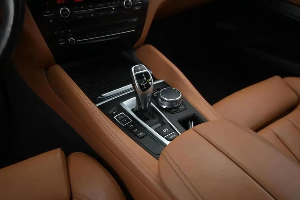 Used 2019 BMW X6 xDrive35i w/ M Sport Package AWD/4WD image 27