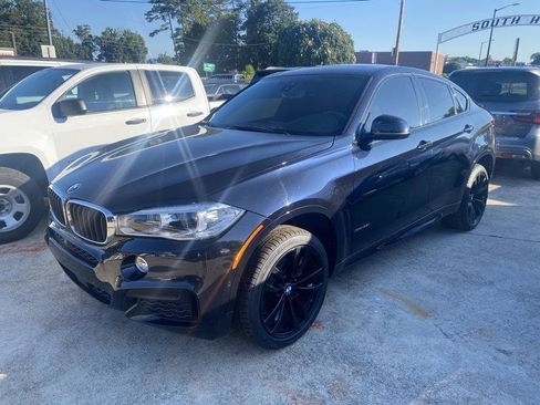 Used 2019 BMW X6 xDrive35i w/ M Sport Package AWD/4WD image 1