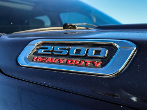 Used 2019 RAM 2500 Limited image 15