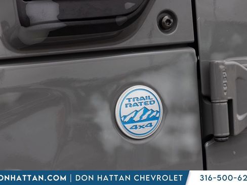 Used 2023 Jeep Wrangler Unlimited Sahara w/ Cold Weather Group AWD/4WD image 29