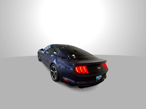 Used 2019 Ford Mustang Coupe image 6