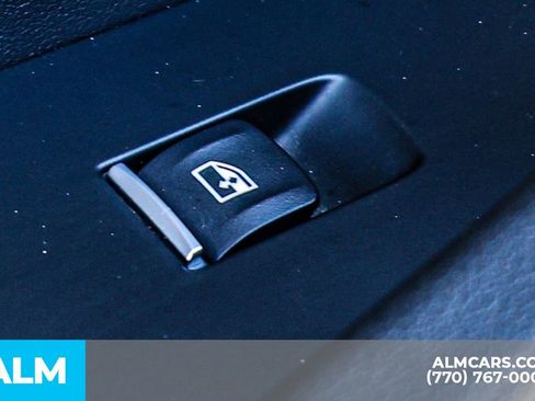 Used 2023 BMW X6 xDrive40i w/ M Sport Package image 60