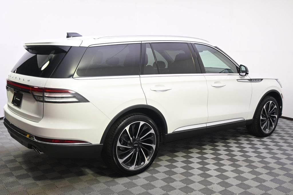 New 2026 Lincoln Aviator Reserve AWD/4WD image 7