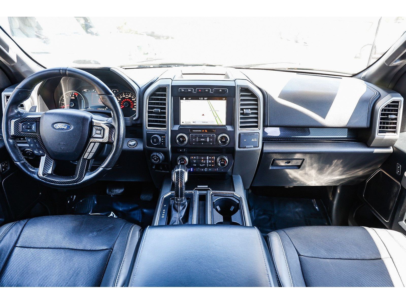 Used 2018 Ford F150 Raptor w/ Equipment Group 802A Luxury AWD/4WD image 11