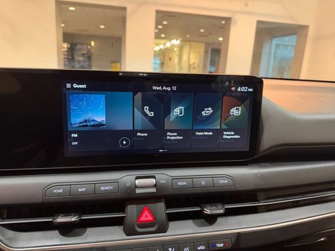 Used 2025 Kia K4 FWD image 20