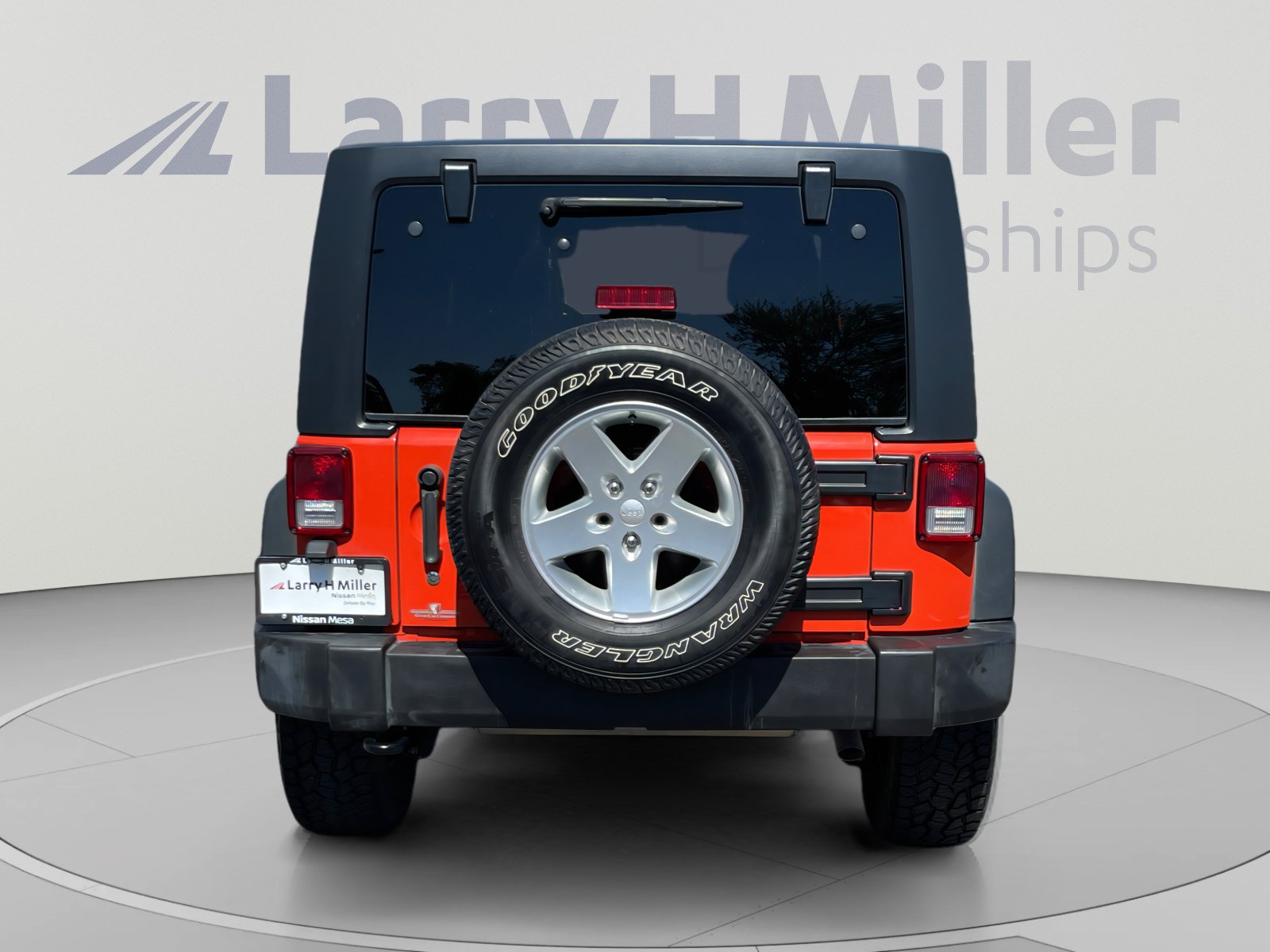Used 2015 Jeep Wrangler Unlimited Sport w/ Quick Order Package 24S AWD/4WD image 4