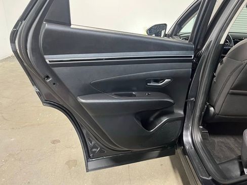 Used 2023 Hyundai Tucson SE AWD/4WD image 19