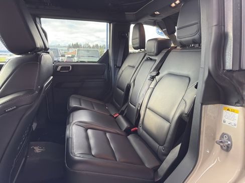 New 2025 Ford Bronco Big Bend w/ Black Diamond Package image 23