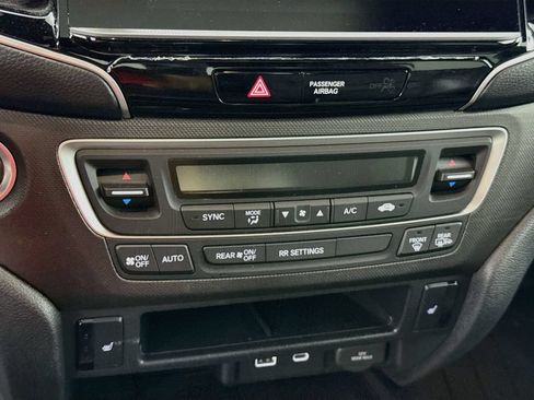 Used 2024 Honda Ridgeline TrailSport image 14