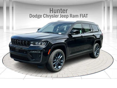 New 2026 Jeep Grand Cherokee L Limited AWD/4WD image 1