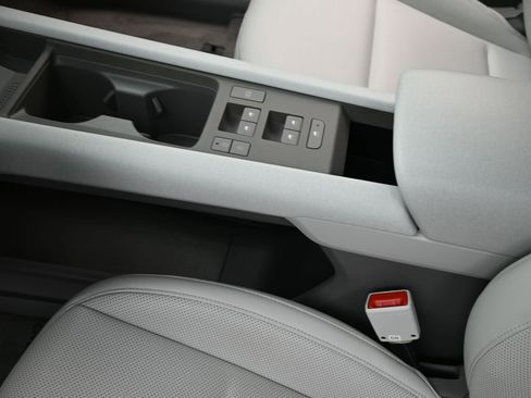 Used 2024 Hyundai Ioniq 6 SEL image 14