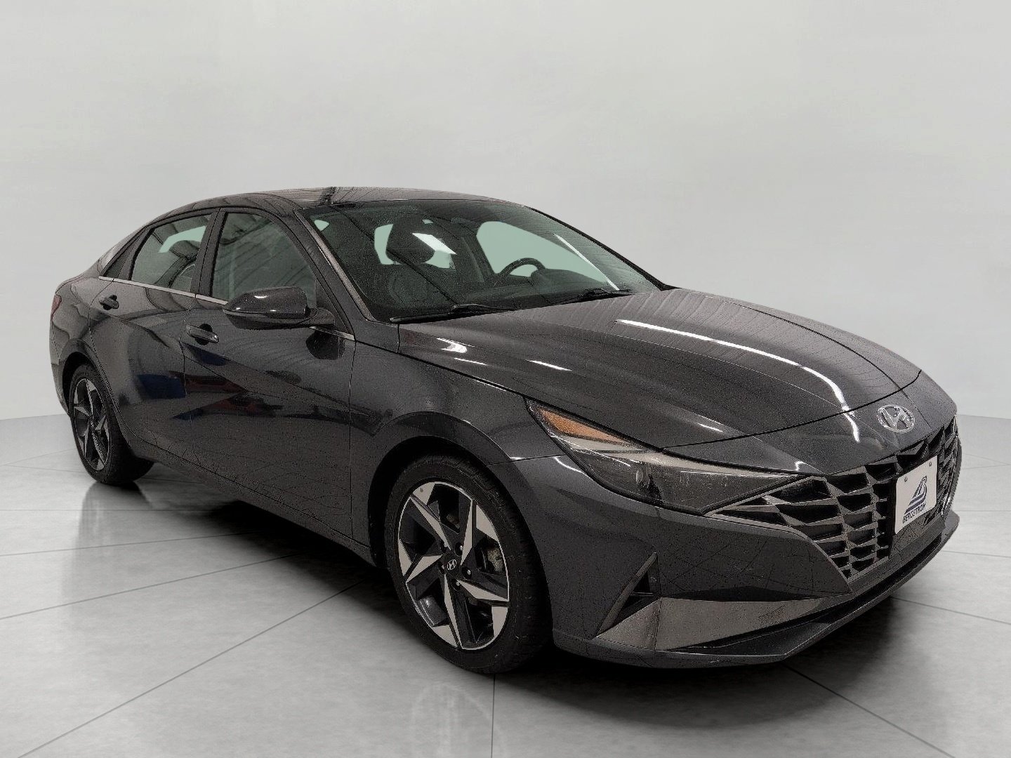 Used 2023 Hyundai Elantra Limited FWD image 1
