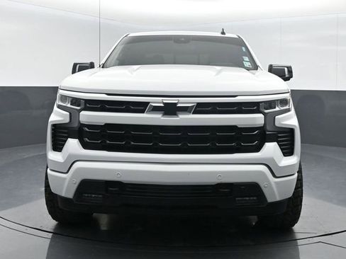 Used 2024 Chevrolet Silverado 1500 RST w/ Convenience Package II image 2