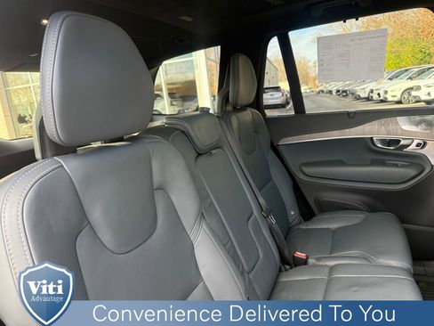 Certified 2022 Volvo XC90 T6 Inscription w/ Lounge Package image 28