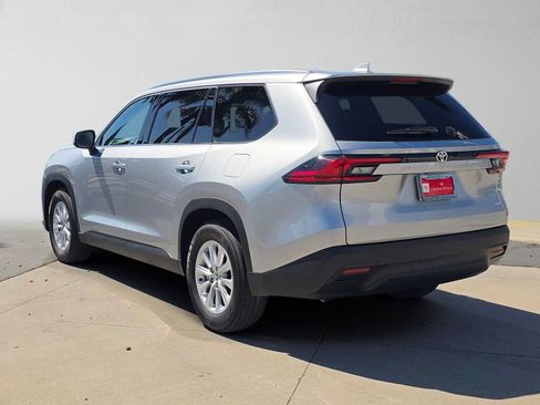 Certified 2026 Toyota Grand Highlander FWD image 5