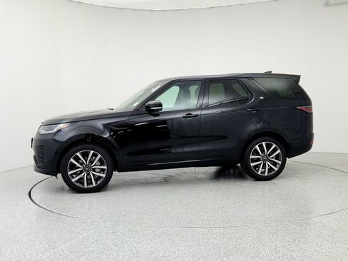 Certified 2024 Land Rover Discovery Dynamic SE image 8