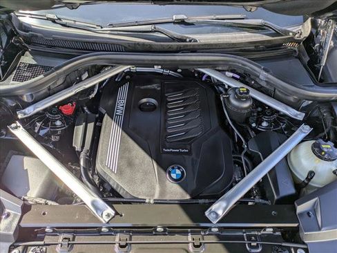 Used 2022 BMW X5 xDrive40i w/ M Sport Package AWD/4WD image 22