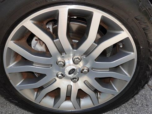 Used 2009 Land Rover Range Rover Autobiography AWD/4WD image 8
